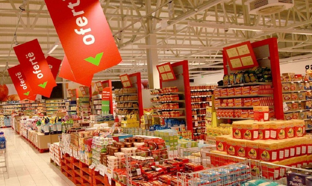 Tregtaret raportojne shtrenjtim te produkteve ne rafte, shkak cmimet e importit